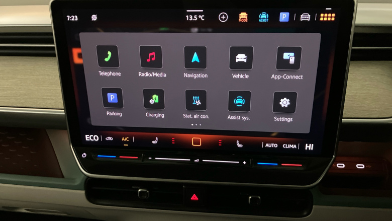 Volkswagen ID. Buzz 210kW Style Pro 86kWh 5dr LWB Auto [7 Seat] Electric Estate